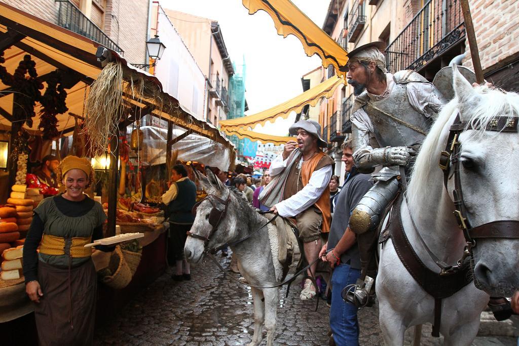 Hotel Cuatro Canos Alcalá de Henares Dış mekan fotoğraf