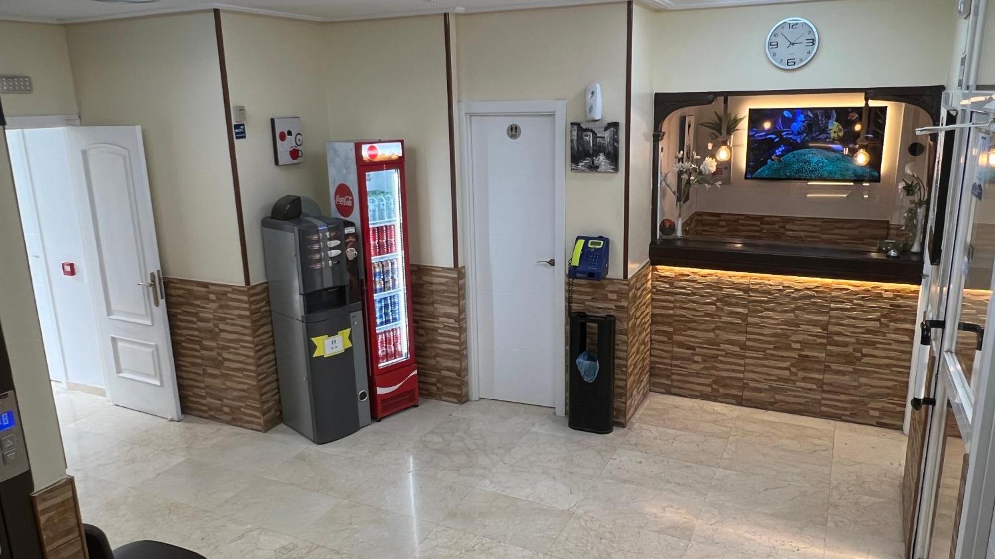 Hotel Cuatro Canos Alcalá de Henares Dış mekan fotoğraf
