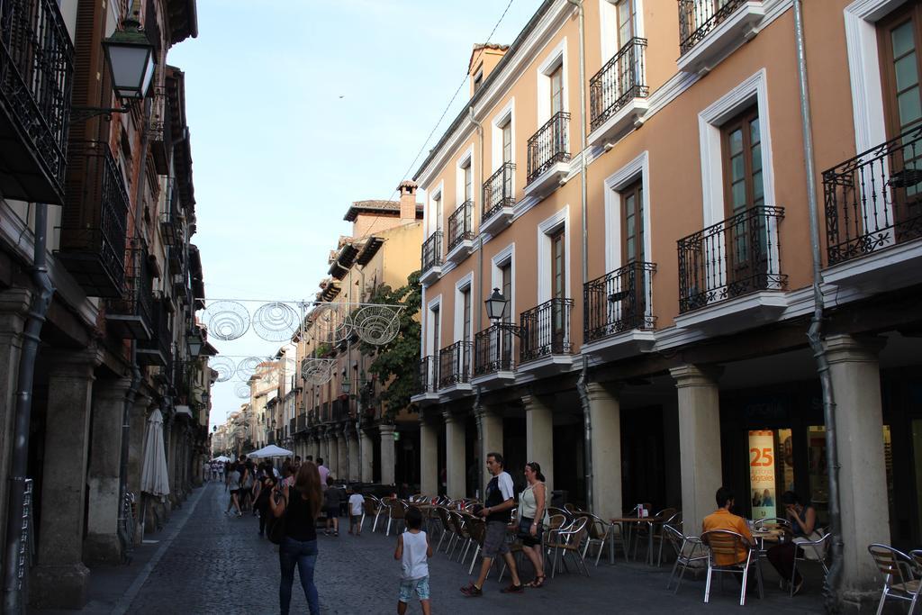 Hotel Cuatro Canos Alcalá de Henares Dış mekan fotoğraf