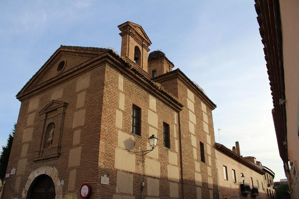 Hotel Cuatro Canos Alcalá de Henares Dış mekan fotoğraf